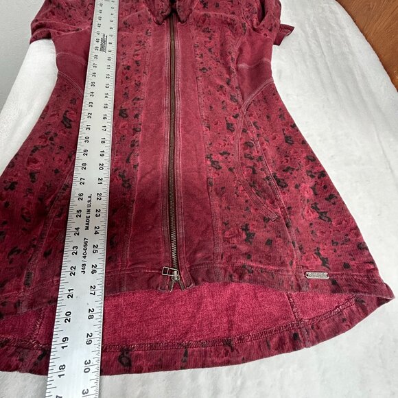 Simclan Womens Burgundy Textured Zip Up Hoodie Jacket Size 40 Outdoor Pockets - Picture 9 of 10